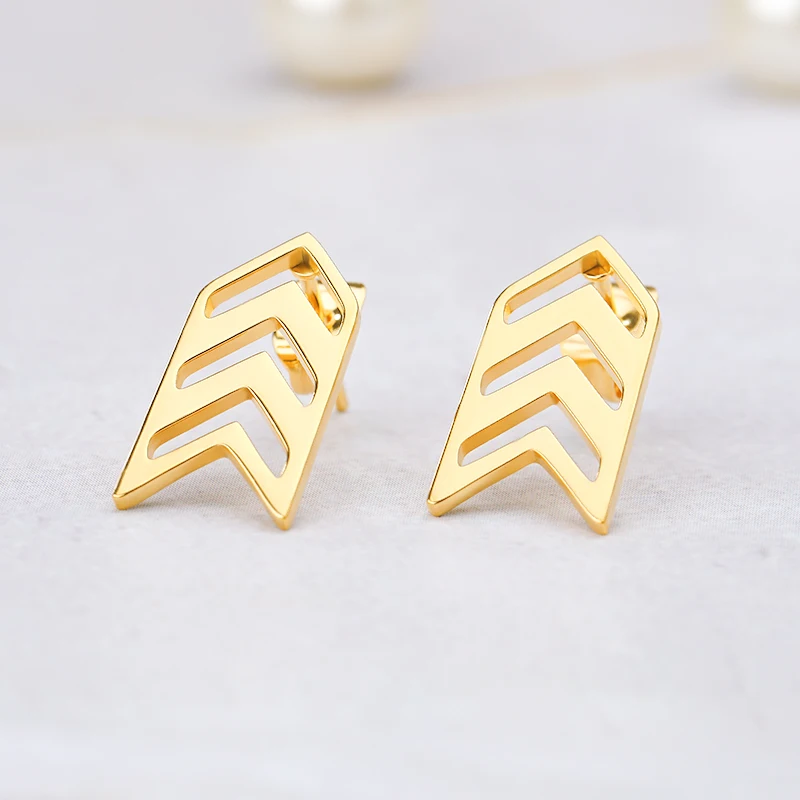 

Europe and America Minimalist Punk Stude Earrings for Women Triangle Hollow Polygon Silver Ear Studs Brincos Party Jewelry