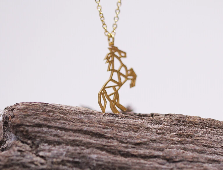 Ромашки одна штука ожерелье лошадь животное из нержавеющей стали для женщин