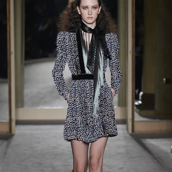 

2020 Winter New Style Retro Ethnic Print Velvet Diamond Long Sleeve Slim Temperament Mid-Length Dress Women'S Clothing