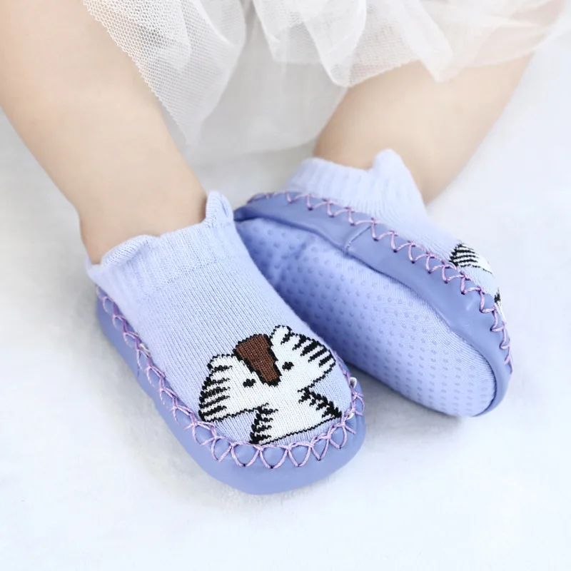 Детская обувь для первых шагов; Нескользящие мягкие носки с рисунками для новорожденных; сезон осень-зима; носки с резиновой подошвой для девочек и мальчиков - Цвет: Purple Cat