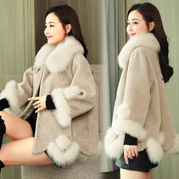 

Fur coat female fox fur short lamb 2019 new loose cloak sheep sheared
