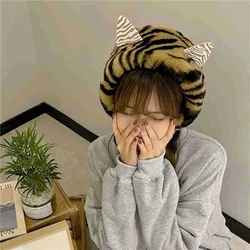 Inverno feminino bonito gato de pelúcia quente earmuffs bandana feminino doce e quente acessórios de inverno para mulher