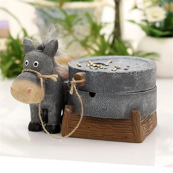 

Creative ashtray personality trend cartoon donkey pull grinding resin ashtray to give father boyfriend gift