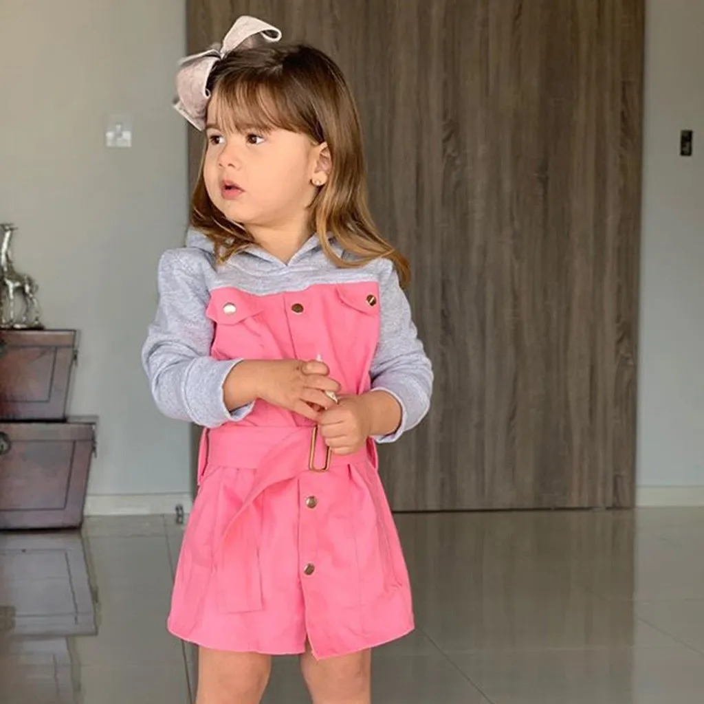 Детское платье Коллекция года; сезон весна; европейский и американский стиль; платье с длинными рукавами и карманами для маленьких девочек детское платье с капюшоном