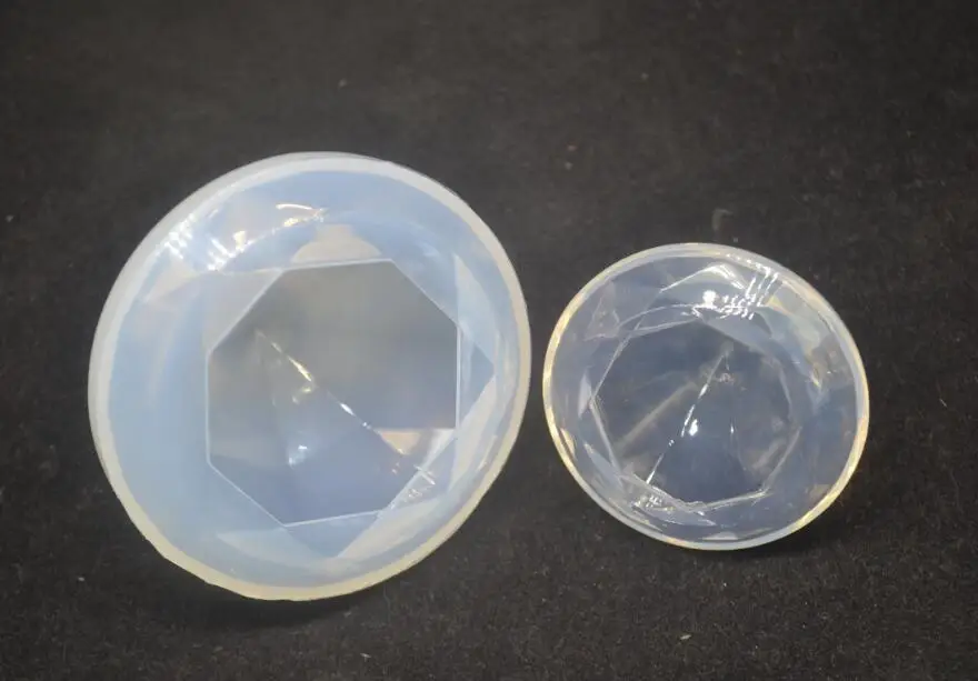 

Production of diamond-shaped silicone mold epoxy resin used for handicraft decoration jewelry accessories