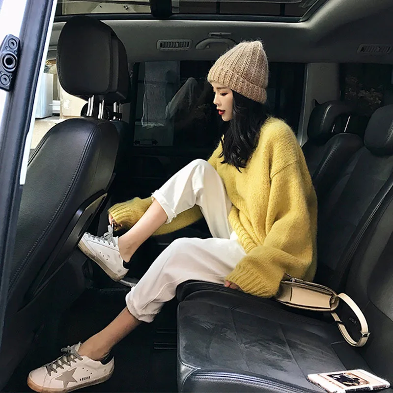 

2020 Early Autumn High Cold Goddess Set Sweet Playful Pants Sweater Two-piece Women's Autumn and Winter Leisure Set 10974