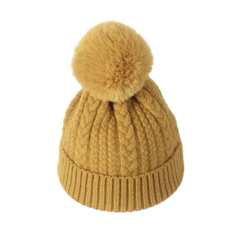 Цвет: желтый Женская зимняя пушистая Вязаная Шапка-бини с помпоном и плетеным кабелем, однотонная вязаная шапка с ушами, эластичная шапка с манжетами и черепом - Цвет: Цвет: желтый