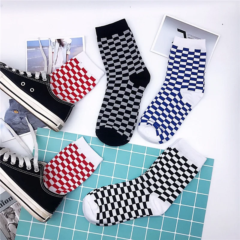 

Unisex Black White Checked Print Cotton Men Socks Women Middle Tube Male Happy Funny Socks Street Skateboard Hip Hop Style Soft