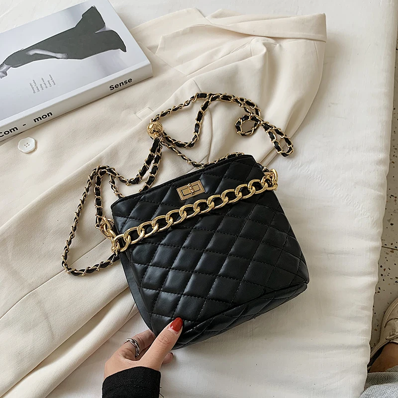 

Popular Small Bags 2020 New Simple Chain Bag Fashion Bucket Bag Ladies Shoulder Messenger Bag Small Square Bag Crossbody Bags GG