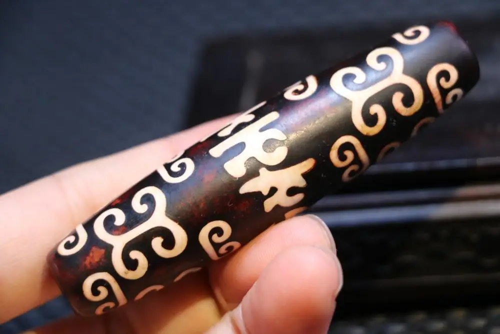 Unique Style Magic Power Tibetan Old Agate Lucky Cloud 6 OM Words Long dZi Bead Totem Amulet LKbrother Talisman UPS1216AQrs