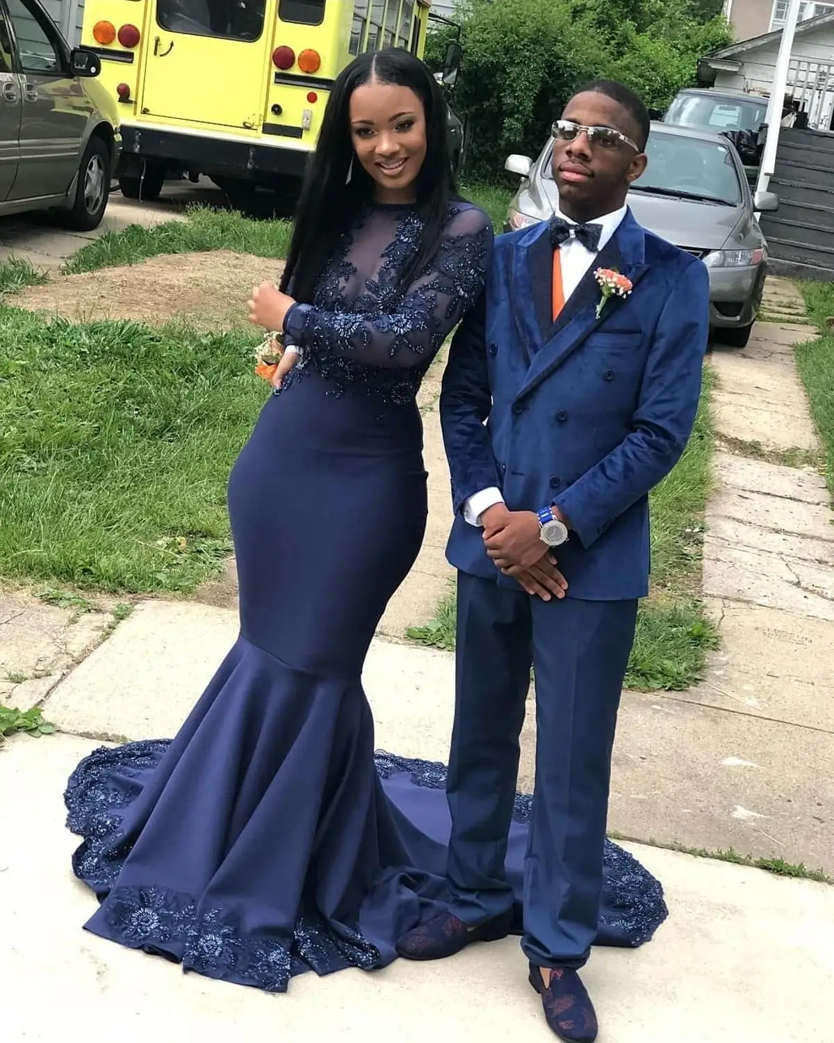

Long Prom Dresses 2020 African Black Girl Sexy Beaded Lace See Through Top Long Sleeve Navy Blue Mermaid Prom Dress