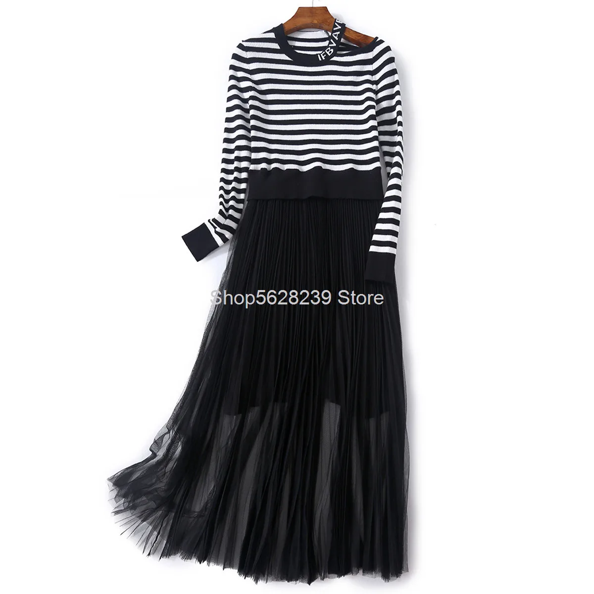 

Money Women's Wear 2020 Round Neck Hollow Out Letter Stripes Knitting Shirt Tide Pleated Dress
