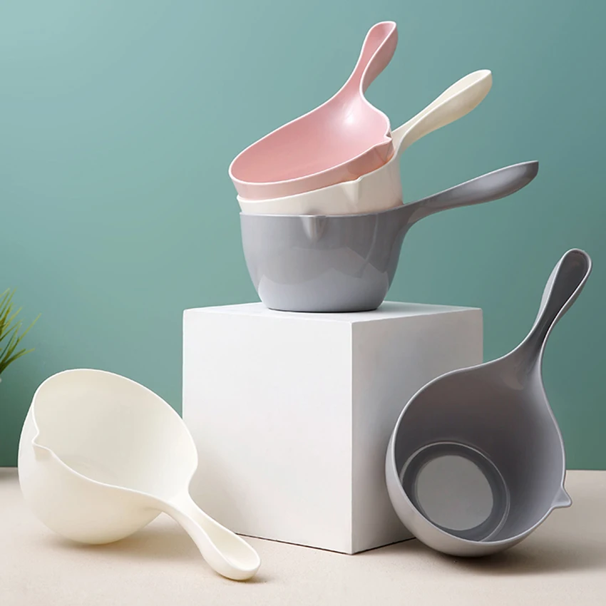 Plastic Water Scoop, Plastic Water Ladle Bath Ladle Dipper Shampoo Cup Household Accessories for Kitchen Bathroom