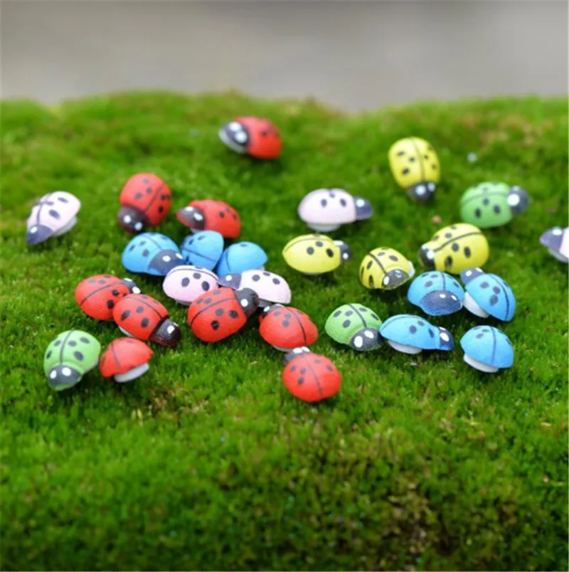 

50 pcs Wooden Ladybug Accessories Succulents Animals Mini Micro Landscape Decor Scrapbooking 3D Cartoon Wall Sticker Art Fridge