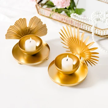 

Round Dinning Table Gold Vintage Personalized Small Candle Holder Wedding Centerpiece Candlesticks Living Room Decoration II50ZT