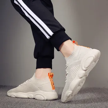 

Luxury Fashion Sneakers Flying Weaving Stretch Fabric Breathable Lace-Up Solid Low -cut Mens Shoes Casual Run Shoes Man 2020 New
