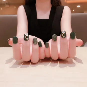 

100pcs Natural Shell Floral Nail Art Manicure DIY shell flower nail decoration/Polymer flower studs nail art/ semi pearl decals