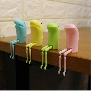 

4Pc Car Van Vent Clip Automobiles Air Outlet Vent Solid Fragrance Smell LED Mini Conditioning Vent Perfume Clip Fresh Perfume