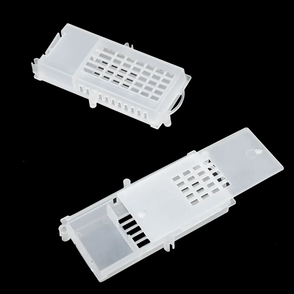 

100 шт. пчеловод Bee прозрачный Queen клетки насекомых оборудование Queen дома в виде пчелиных сот с Инструменты для пчеловодства