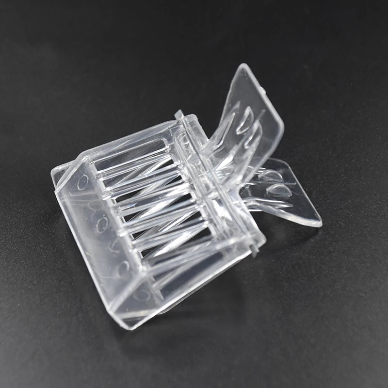 2-Pcs-Bee-Queen-Catcher-Colorless-Clear-Plastic-Clip-Cage-Beekeeping-Equipment-Tool-Beekeeper-Equip-Isolation(2)