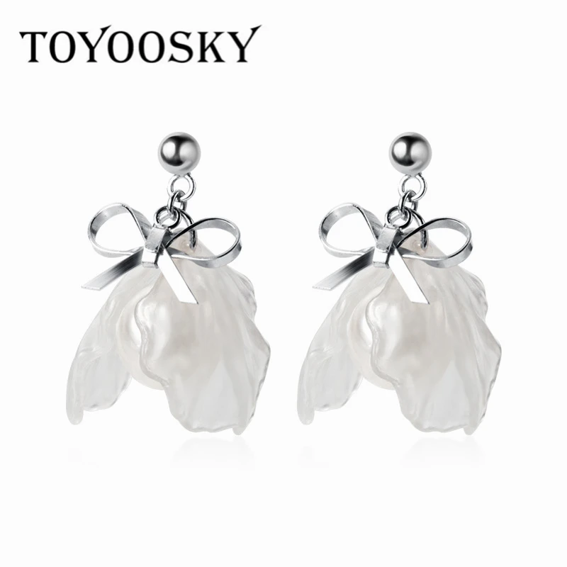 

S925 Sterling Silver Bowknot Eternal Flower Petals Earrings With White Synthetic Shell Pearl Bead Ear Jewelry