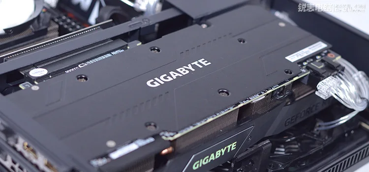 Фрактальный процесс FD202 I5 9400/I7 8700 ультратонкий/портативный хост Мини/ITX компьютер