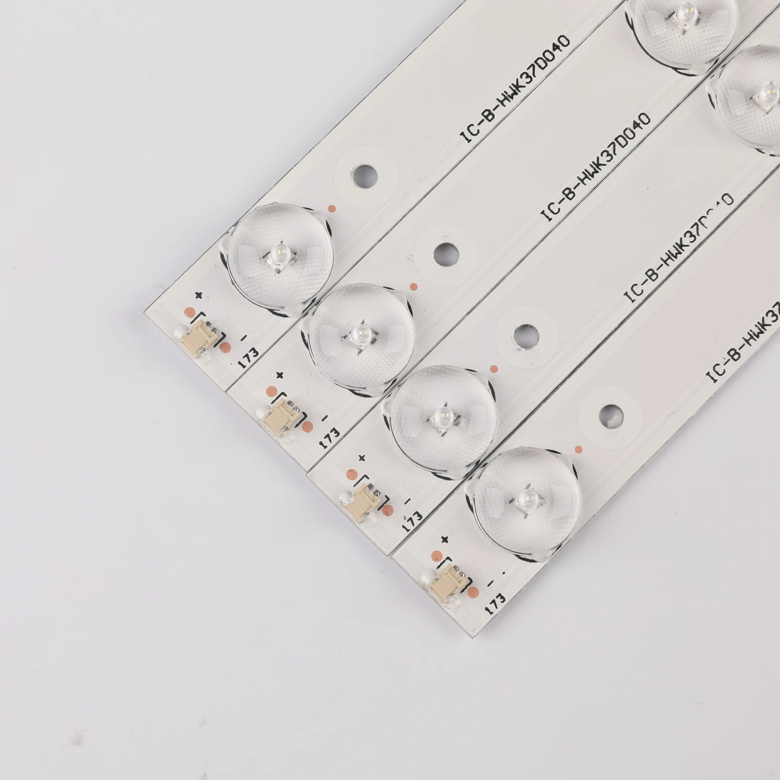 1 компл. = 4 шт. светодиодная подсветка для LE37K16 IC-B-HWK37D040 C6Z6(F2-S26-Z6)W | Компьютеры и офис