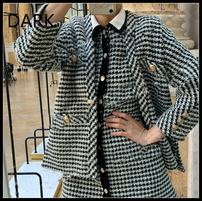 

[DARK]2020 Autumn And Winter New Women's Houndstooth Temperament V-neck Loose Jacket Small Fragrance Fashion All-match Cardigan