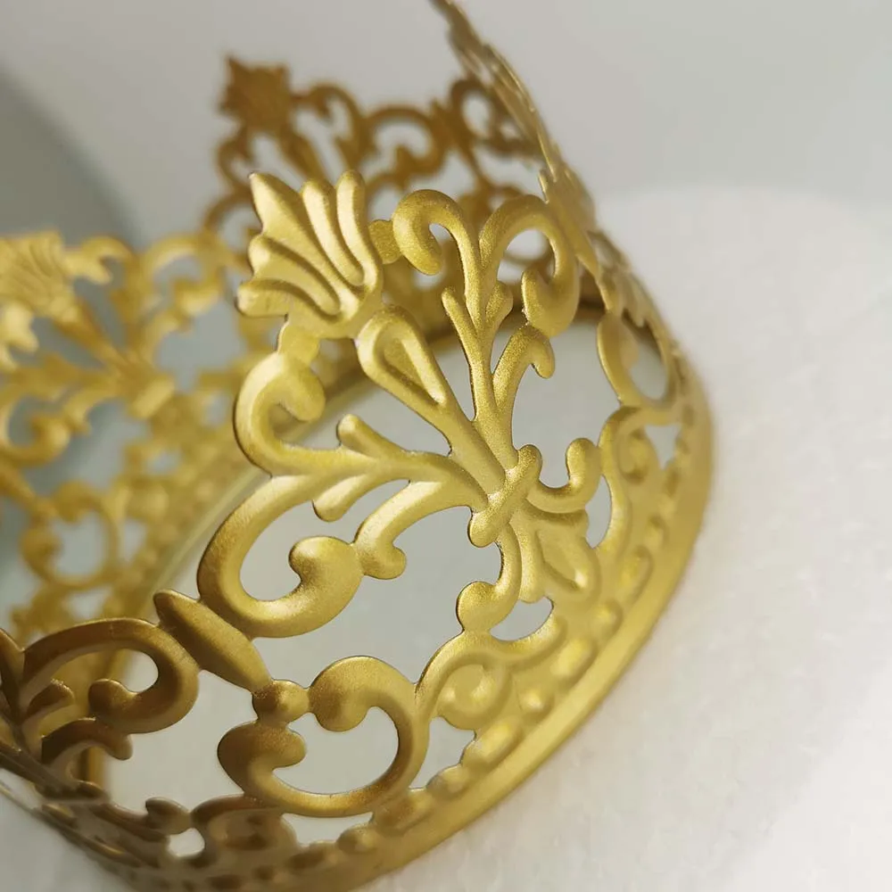 crown cake stand 03