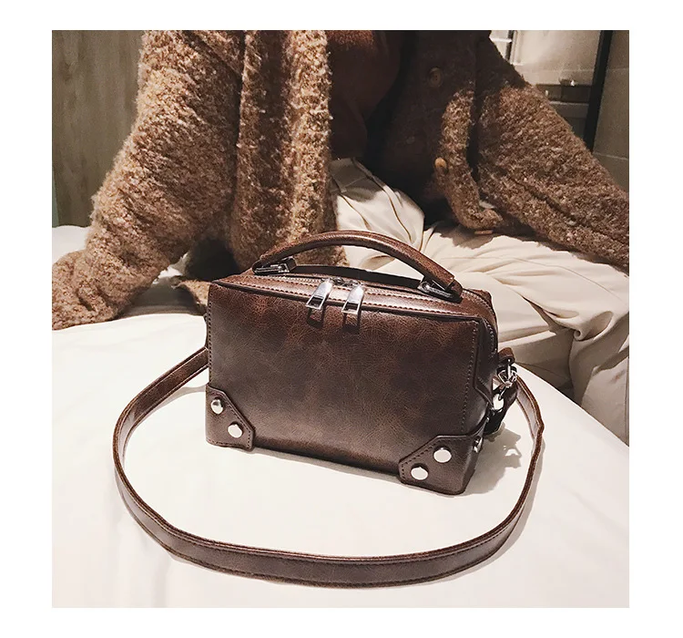 MJ Fashion Box Shape PU Leather Handbag Vintage Rivet Crossbody Bag 2019 New Casual Large Capacity Women Messenger Shoulder Bags (6)