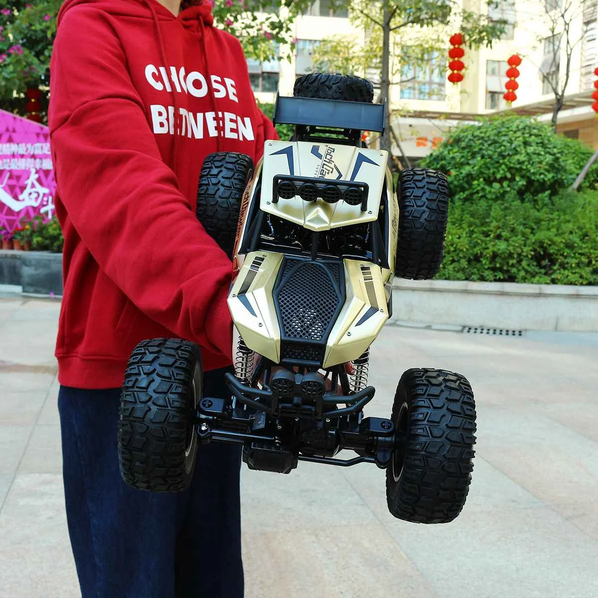 1:8 50cm RC Cars 2.4G Radio Control 4WD Off-road Electric Vehicle Monster Buggy Remote Control Car Gift Toys For Boys Children