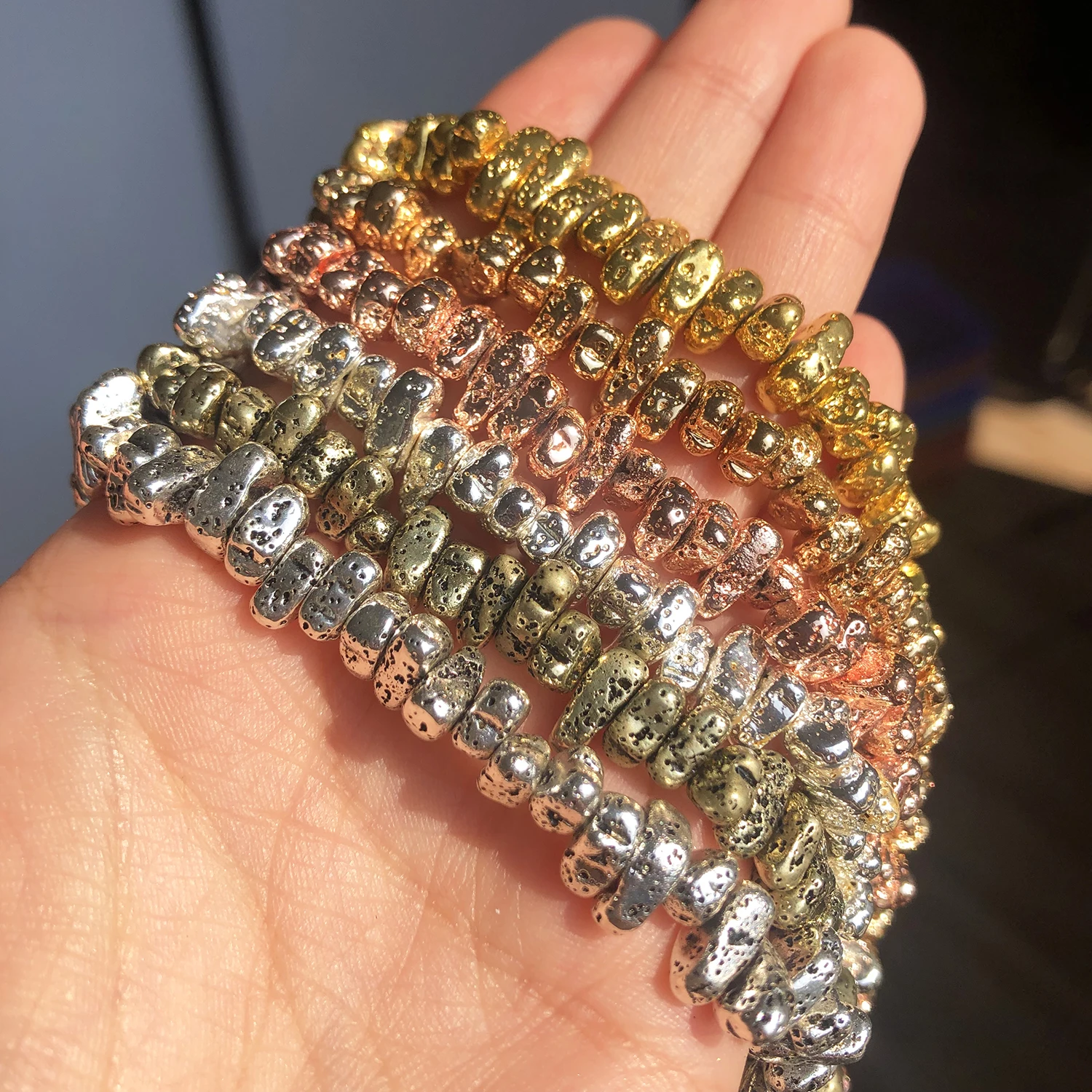 Natürliche unregelmäßige vulkanische Lavastein Roségold Silber Farbe Hämatit lose Perlen für Schmuckherstellung DIY Armband 15''Zoll – Detail 6