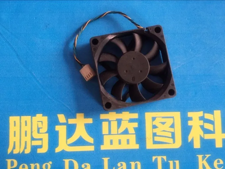 12, где v0 AVC DE07015T12U 7 см/7015 см. 7 шасси ЦП сервера охлаждающими вентиляторами