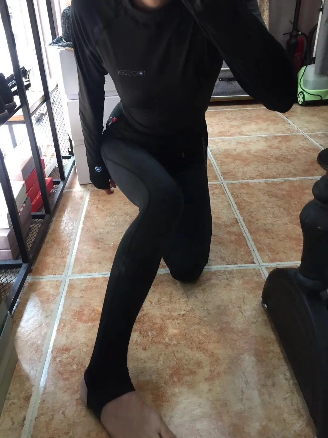

Slim Fit Long Sleeve Yoga Clothes Suit Brushed And Thick Quick-Dry Running Sports Fitness Suit Set