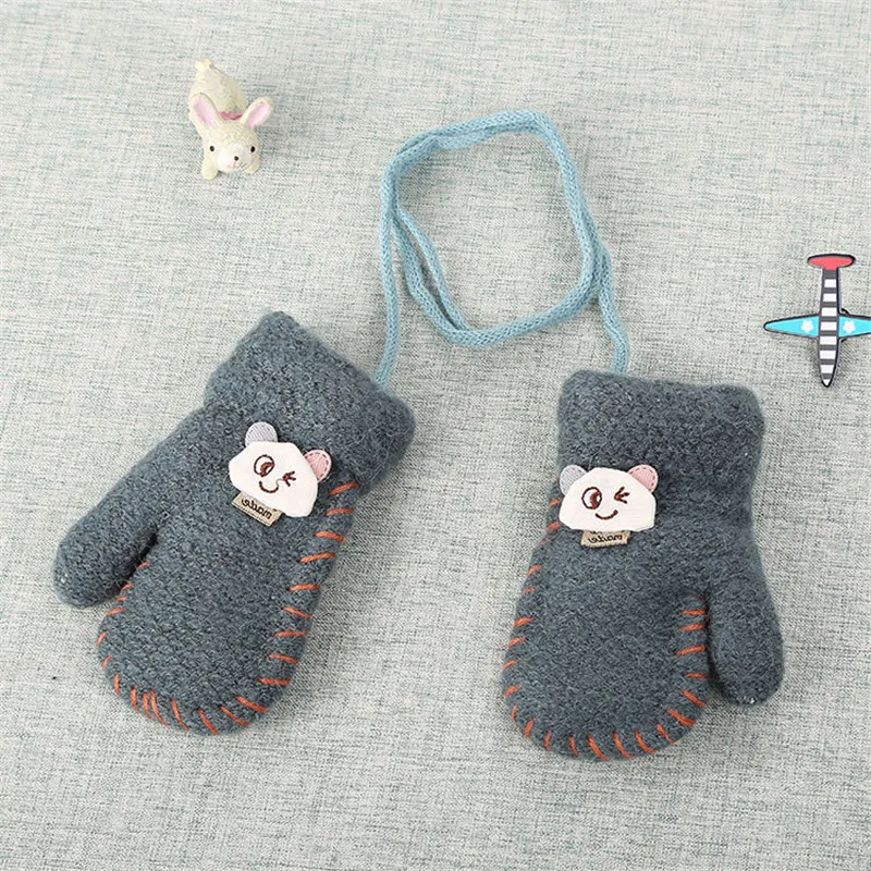 

Best Selling New Playful Bear Cartoon Baby Gloves Winter Warm Thick Gloves Children Children Go Out To Play Warm Gloves.