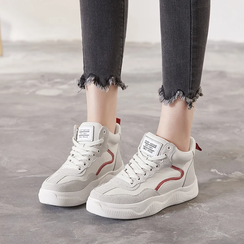 

High-top shoes women's lining plus velvet warm cotton shoes casual thick-soled fashion wild comfortable casual shoes