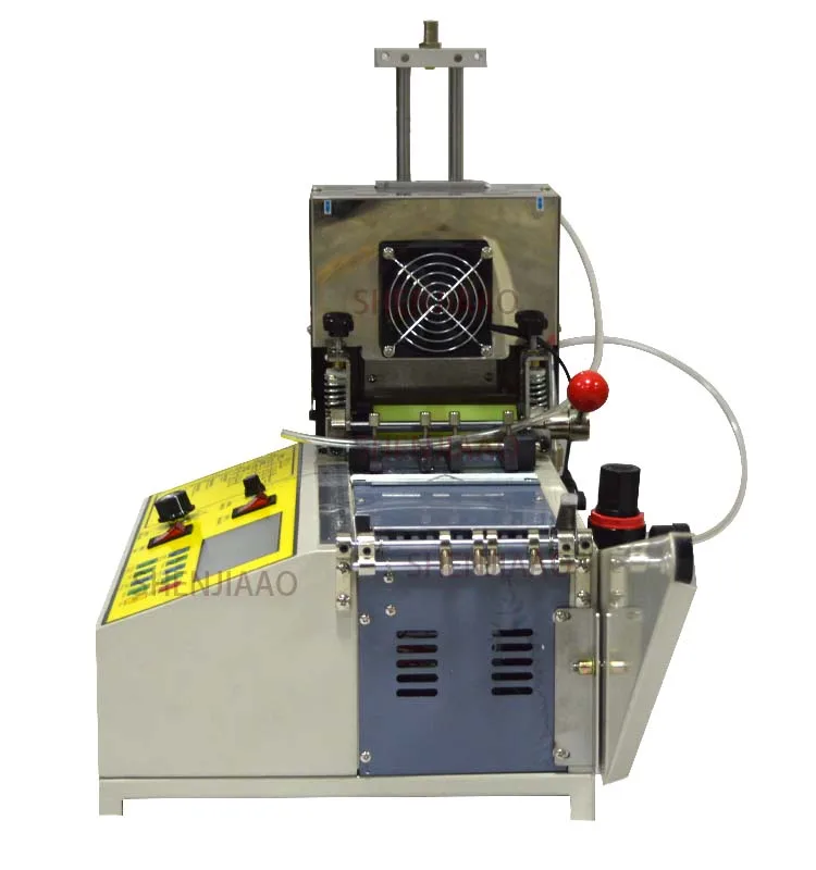 Xq-988 Automatic Computer System Cutting Machine Automatic Storage Cutting Machi
