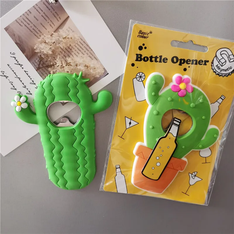 Cat Paw Magnet Bottle Opener - Animal Pattern Stainless Steel and Rubber  Opener with Strong Magnet Attachment - 12-14cm Size. – pocoro