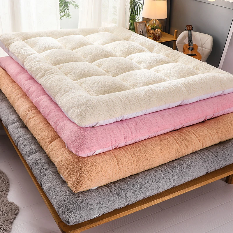Winter warm thick mattress upholstery high quality household pad quilt tatami floor mattress lamb cashmere mat 1