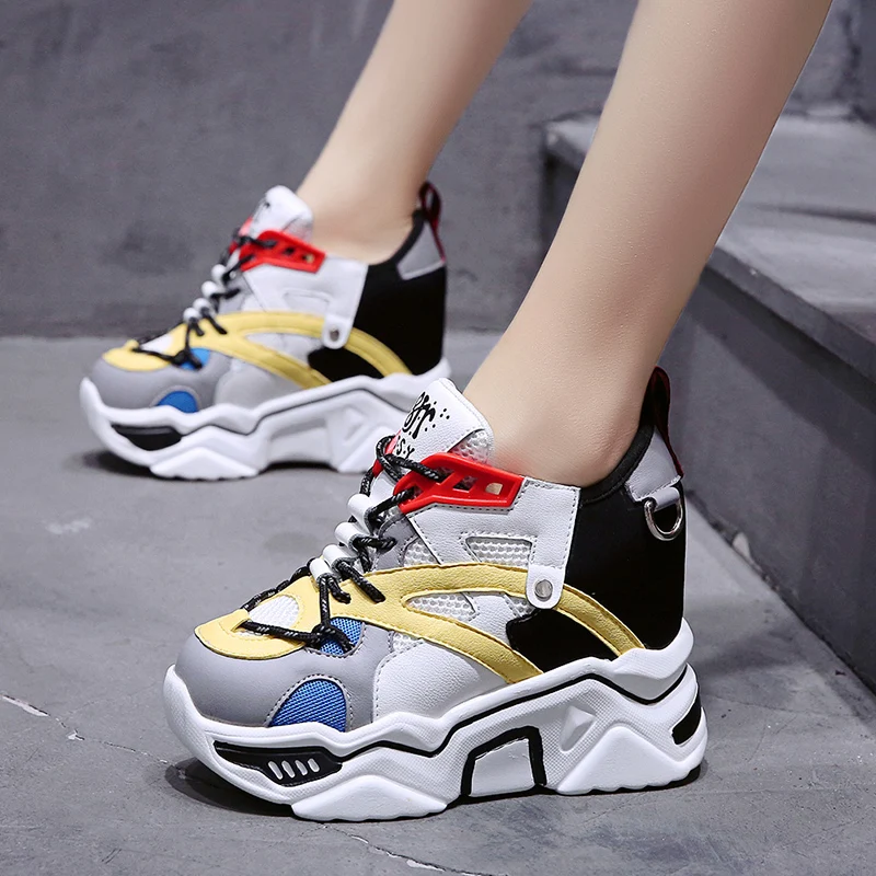 Cena 2019 moda kobiety platformy buty w stylu casual Mesh oddychające buty na koturnie buty 9.5CM jesień grube podeszwy trampki zimowe botki