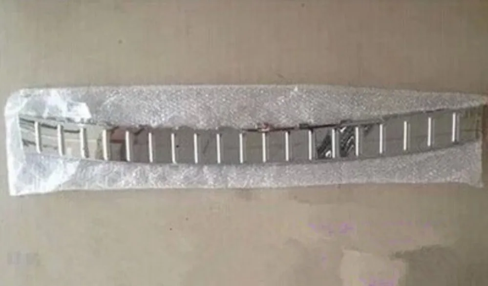

High quality stainless steel rear bumper protection device Sill for 2011-2015 touareg.