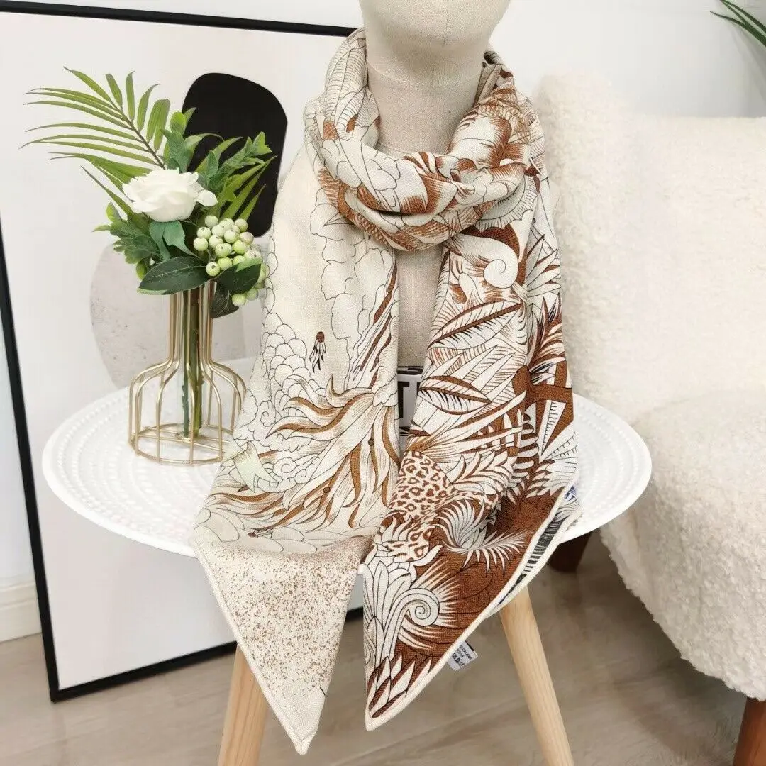 

70% Cashmere 30% Silk Thin Scarf Double-sided Different Color Luxury Fashion Tribal Animal Floral Print Shawl Kerchief 135*135cm