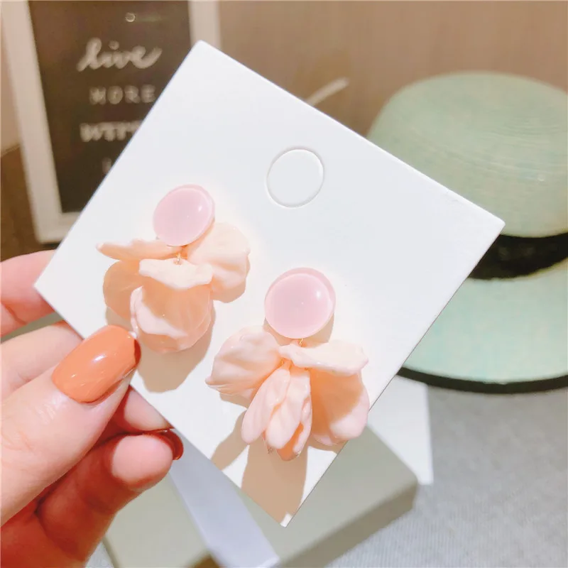 Женские серьги подвески в Корейском стиле простые милые с листьями макарона