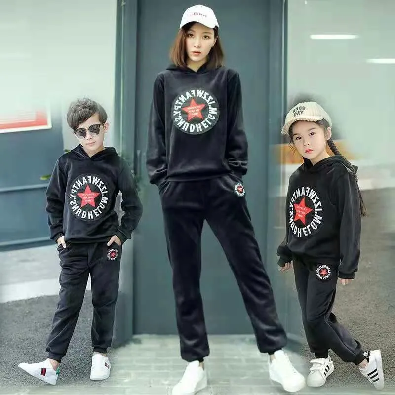 New embroidered boys and girls sun double-sided velvet suit parent-child casual wear thickening plus velvet two-piece sports