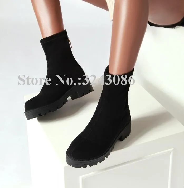 Дизайн; черные замшевые ботильоны на плоской подошве; женские пикантные повседневные короткие ботинки с круглым носком на молнии со стразами; женские модельные туфли; большие размеры