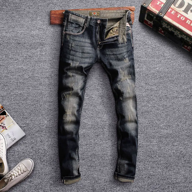 

Italian Vintage Style Men Jeans Slim Fit Retro Wash Ripped Jeans Denim Casual Pants Brand Designer Fashion Classical Jeans Men