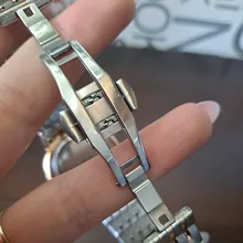 En este momento 2021 oro nuevo reloj mujer relojes de señoras creativa de las mujeres relojes de pulsera mujer impermeable reloj Relogio femenino