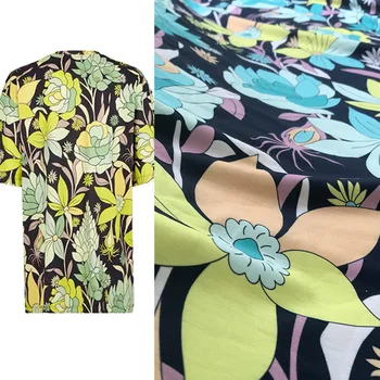 

100x145cm Fashion Week Flower Printed Knitted Cotton Fabric For Woman T-shirt Summer Dress DIY Cloth Sewing