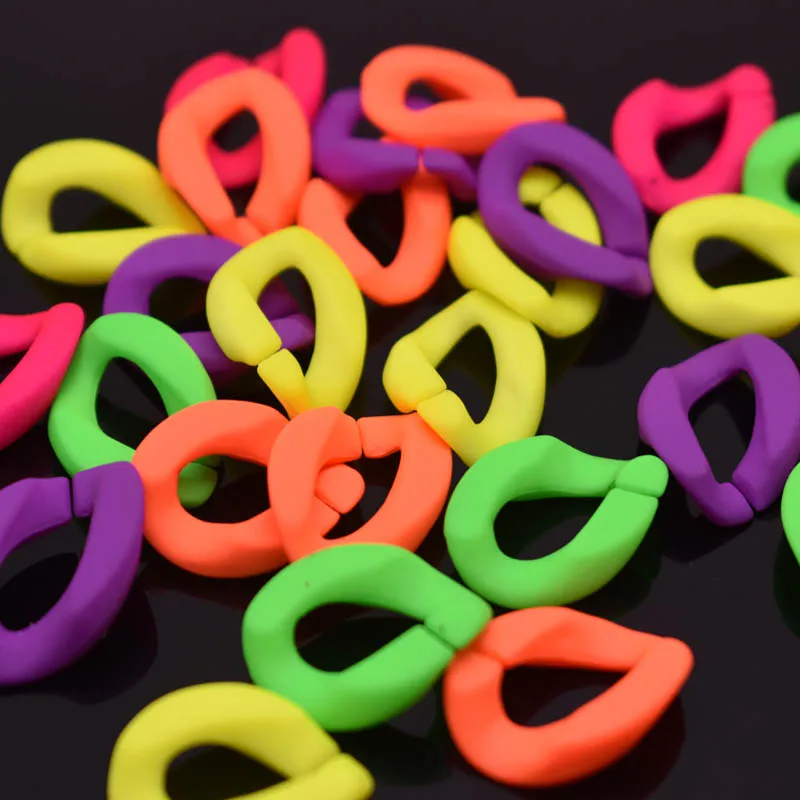 

Acrylic Hand paint Fluorescent color Twisted Assembled Parts Beads For Women Frosted Resin Pendant Necklace Jewelry Accessories