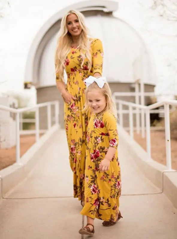 Mommy and Me Outfits Family Matching Clothes Women Girls Mother and Daughter Floral Long Sleeve Maxi Dresses Outfits